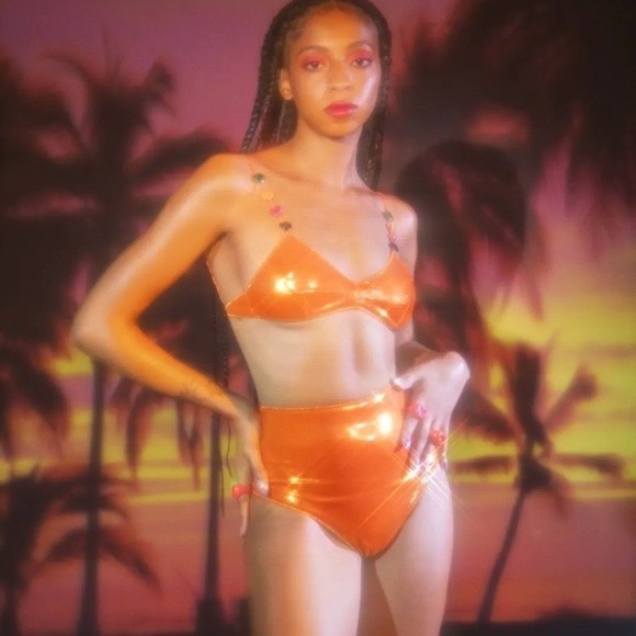 Oseree X Dan Les Rues "CONFESSIONS OF A HEARTBREAKER" Lux Bra High Waisted Set - Picture 3 of 10